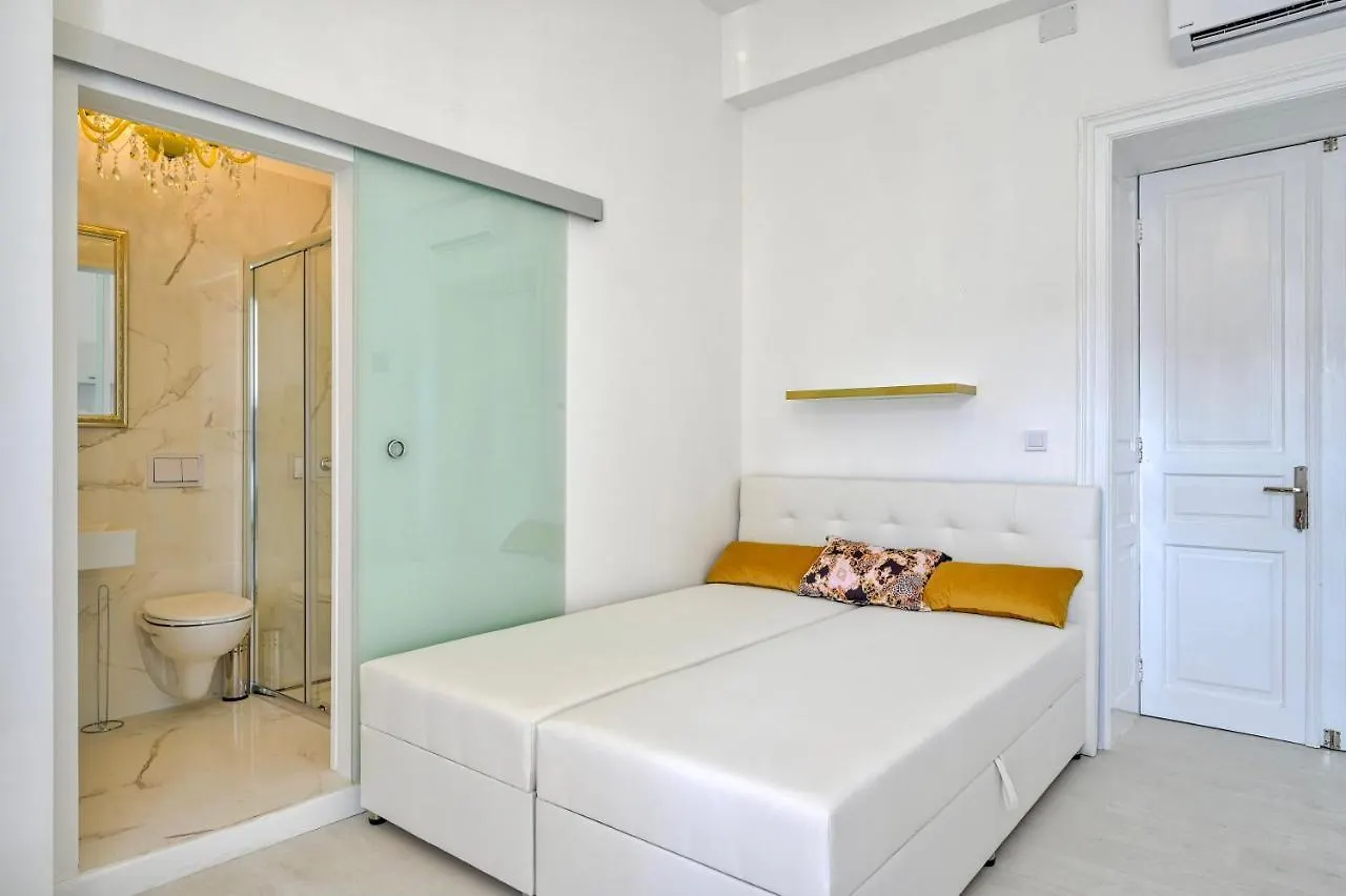 Ferienwohnung Collins Amethyst Center Pula